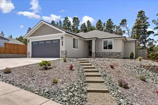 2130 Fir St, North Bend, OR 97459 - Photo 1