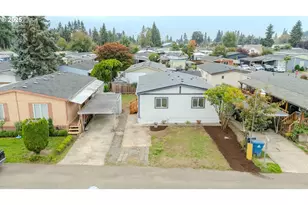 3370 Maple St, Hubbard, OR 97032 - Photo 1
