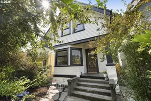 4026 SE Caruthers St, Portland, OR 97214 - Photo 1