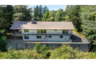 2520 Koos Bay Blvd, Coos Bay, OR 97420 - Photo 1