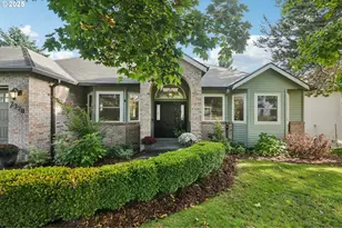 2378 Falcon Dr, West Linn, OR 97068 - Photo 1