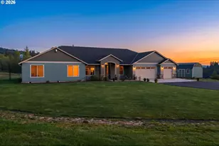 192 Cross Creek Rd, Kelso, WA 98626 - Photo 1