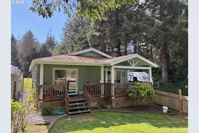 1122 SE 9th St, Bandon, OR 97411 - Photo 1