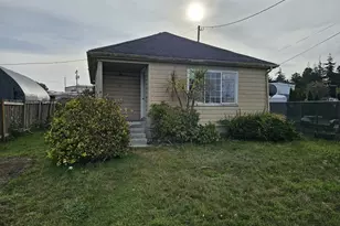 161 N Cammann St, Coos Bay, OR 97420 - Photo 1