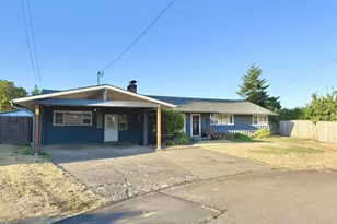 901 E Green Valley Dr, Newberg, OR 97132 - Photo 1