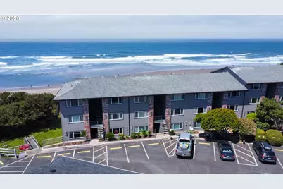 4229 SW Beach Ave #9, Lincoln City, OR 97367 - Photo 1