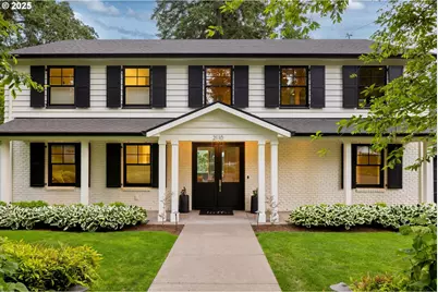 2110 Summit Dr, Lake Oswego, OR 97034 - Photo 1