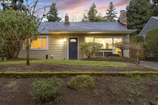 4005 SE Lexington St, Portland, OR 97202 - Photo 1