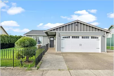 246 E Hemlock Dr, Gervais, OR 97026 - Photo 1