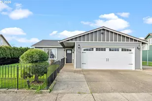 246 E Hemlock Dr, Gervais, OR 97026 - Photo 1