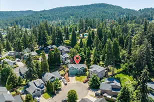 277 S 67th Ct, Springfield, OR 97478 - Photo 3