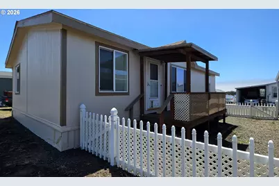 94120 Strahan St #24, Gold Beach, OR 97444 - Photo 1