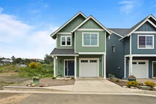 413 NW 5th St, Newport, OR 97365 - Photo 1