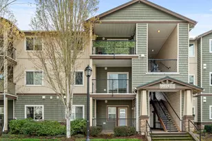 10654 NE Holly St, Hillsboro, OR 97006 - Photo 1