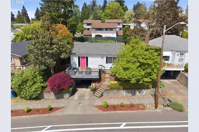 2414 E McLoughlin Blvd, Vancouver, WA 98661 - Photo 1