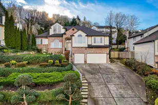 9818 SE Clatsop St, Portland, OR 97266 - Photo 1