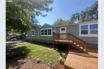 101 Isabell Ave, Roseburg, OR 97470 - Photo 1