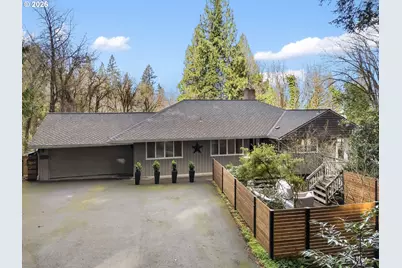10901 S Riverside Dr, Portland, OR 97219 - Photo 1