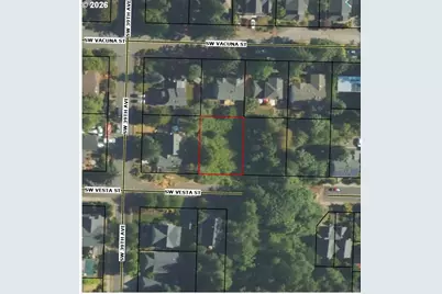 3825 SW Vesta St, Portland, OR 97219 - Photo 1