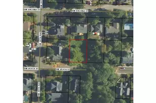 3825 SW Vesta St, Portland, OR 97219 - Photo 1