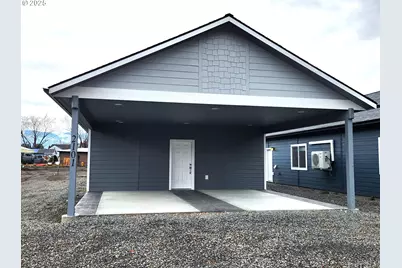 2101 True Loop, La Grande, OR 97850 - Photo 1