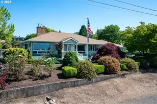 13525 SE Valemont Ln, Happy Valley, OR 97086 - Photo 1