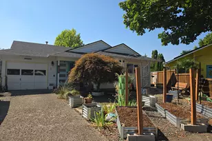 1123 Tyson Ln, Eugene, OR 97404 - Photo 1