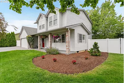 421 SE Davis St, Dallas, OR 97338 - Photo 1