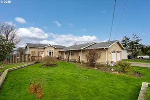 608 Cottonwood Ave, Tillamook, OR 97141 - Photo 1