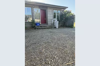 1707 H St, Springfield, OR 97477 - Photo 1