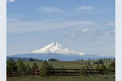 Schilling, Lyle, WA 98635 - Photo 1
