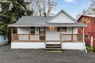 415 N 9th St, Saint Helens, OR 97051 - Photo 1