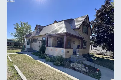 2110 14th St, Baker City, OR 97814 - Photo 1