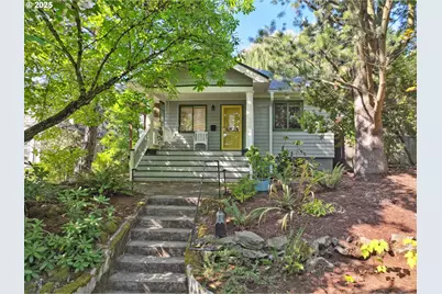 6925 N Philadelphia Ave, Portland, OR 97203 - Photo 1