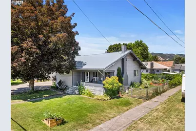 1025 Y Ave, La Grande, OR 97850 - Photo 1