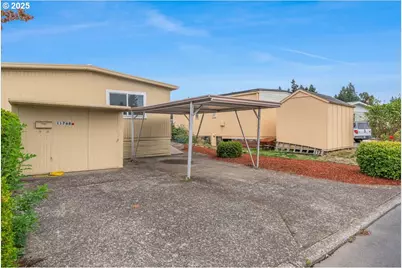 11768 SW Royal Villa Dr #124, Tigard, OR 97224 - Photo 1