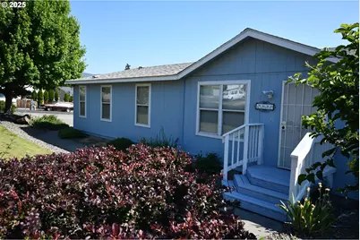2531 W 10th St, The Dalles, OR 97058 - Photo 1