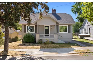 854 NE Madrona St, Portland, OR 97211 - Photo 1