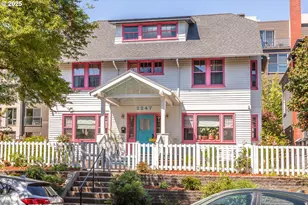 2247 NW Kearney St, Portland, OR 97210 - Photo 1