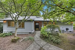 4211 Woodside Cir, Lake Oswego, OR 97035 - Photo 1