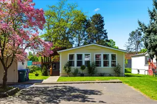 2250 N Broughton Dr, Portland, OR 97217 - Photo 1