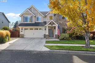 647 NW 28th St, Redmond, OR 97756 - Photo 1