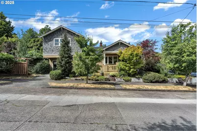 1735 SE Lambert St, Portland, OR 97202 - Photo 1