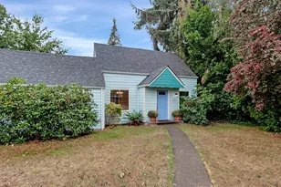 1110 SW 2nd St, McMinnville, OR 97128 - Photo 1