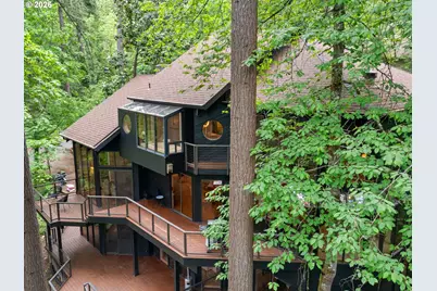 5822 SW Sheridan Ct, Portland, OR 97221 - Photo 1