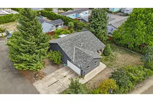 1305 S Water St, Silverton, OR 97381 - Photo 1