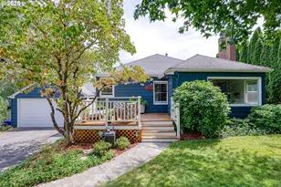 9122 SW 35th Ave, Portland, OR 97219 - Photo 1