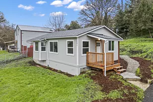 1641 SE Marsters Ave, Roseburg, OR 97470 - Photo 1