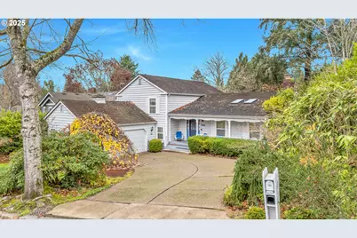 765 Clara Ct, Lake Oswego, OR 97034 - Photo 1