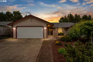 118 Park Village Loop, Florence, OR 97439 - Photo 1